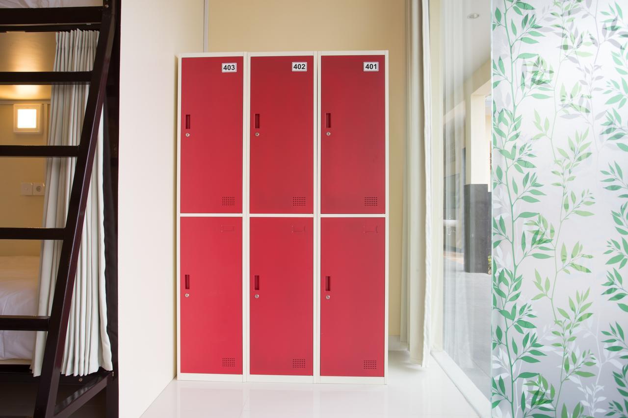 V Canggu Dormitory Zewnętrze zdjęcie