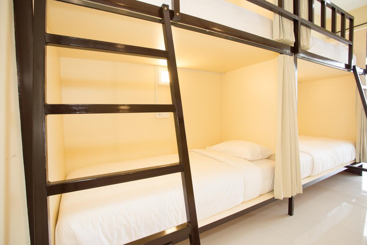 V Canggu Dormitory Zewnętrze zdjęcie