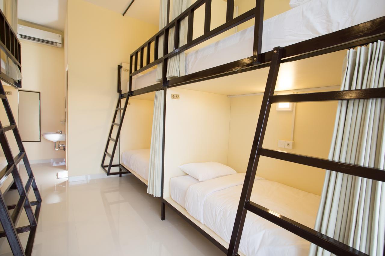 V Canggu Dormitory Zewnętrze zdjęcie