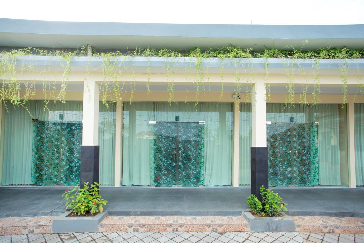 V Canggu Dormitory Zewnętrze zdjęcie